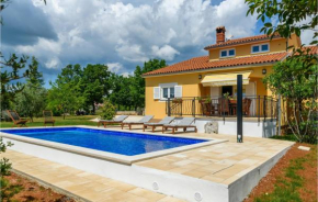 Gorgeous Home In Stokovci
